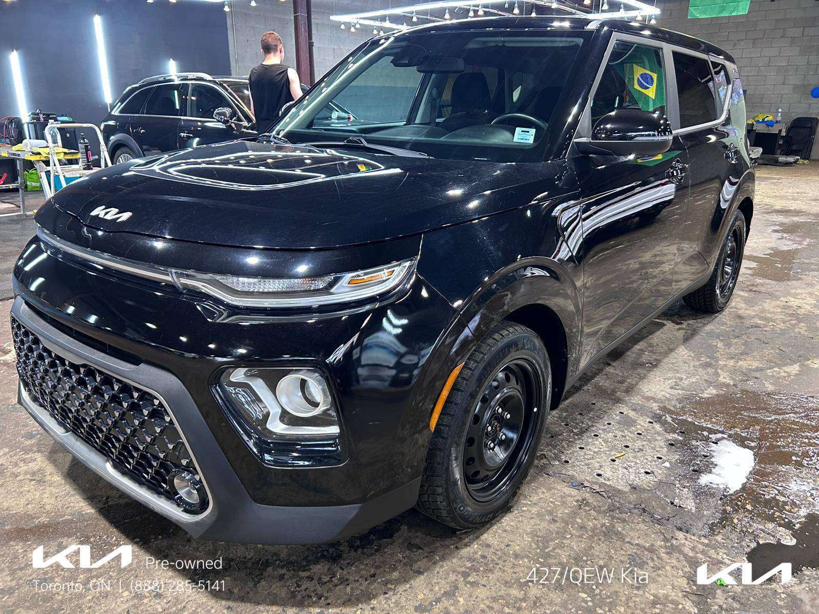 Gray 2022 Kia Soul SUV / Crossover Front-Wheel Drive Automatic