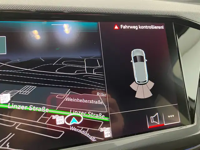 Audi Q4 e-tron Audi Q4 55 e-tron quattro Ansicht 16