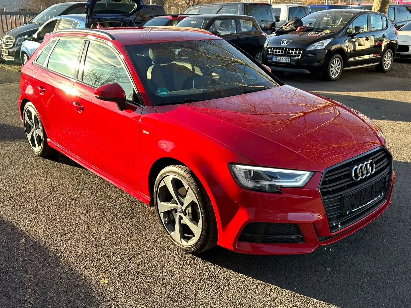 Audi A3 Sportback design~S-LINE~RFK~MMI~LEDER~DSG Rojo - 1