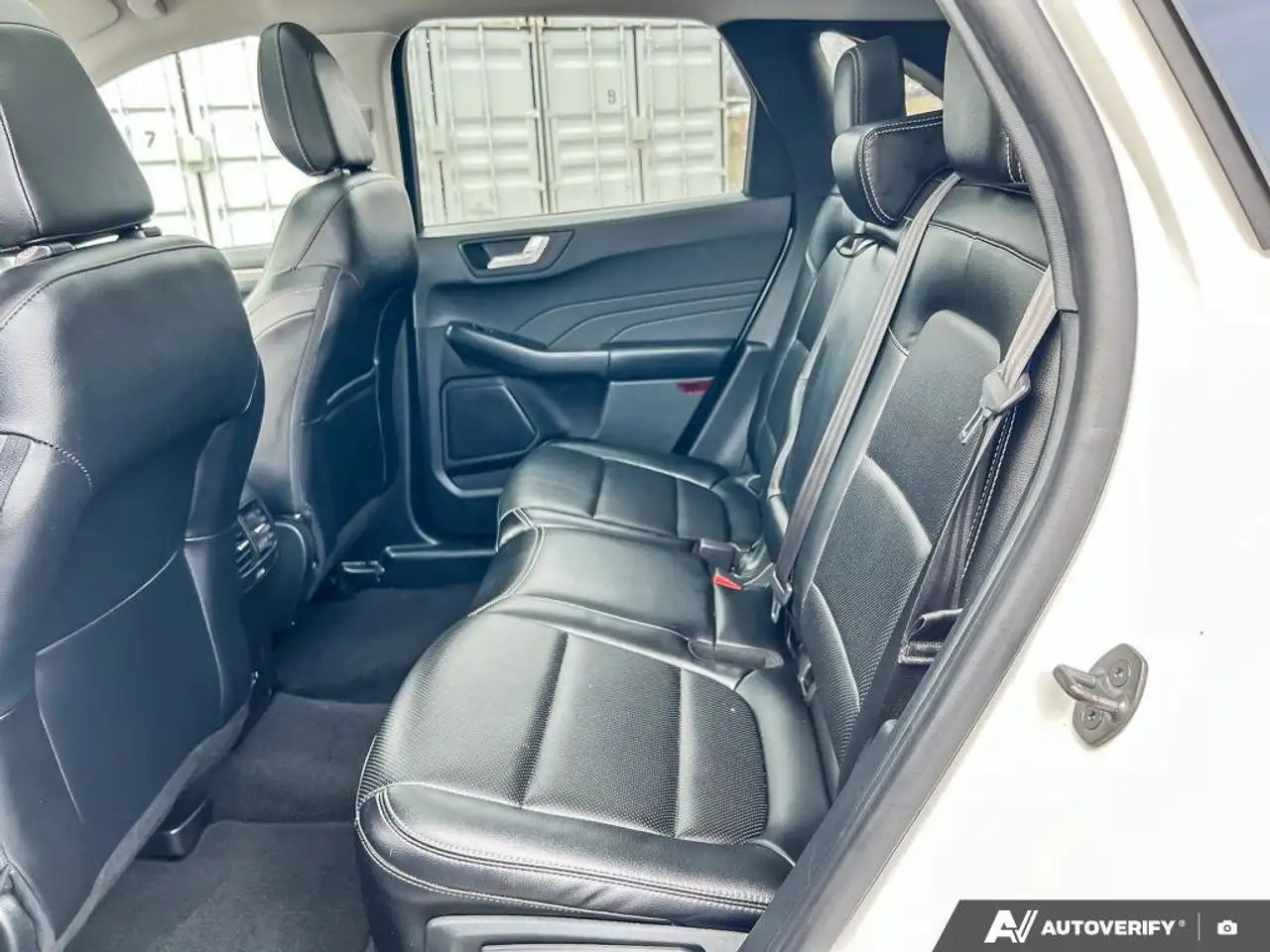 Ford Escape снимка Ford Escape