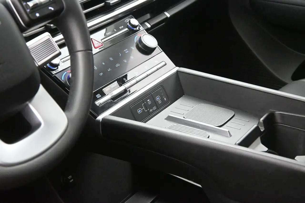 Hyundai SANTA FE снимка Hyundai SANTA FE