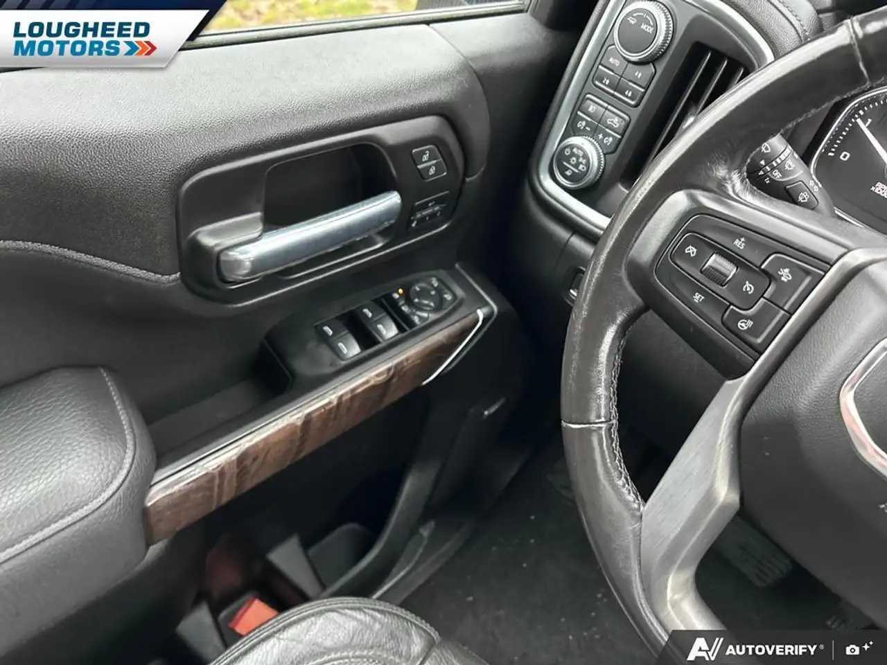 GMC Sierra 3500 снимка GMC Sierra 3500