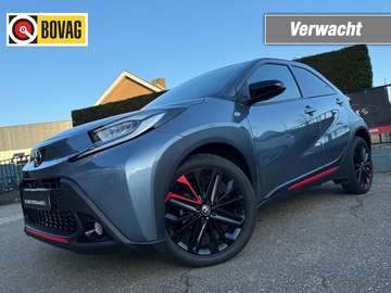 1.0 VVT-I S-CVT Undercover!!  Autom. Camera Leder