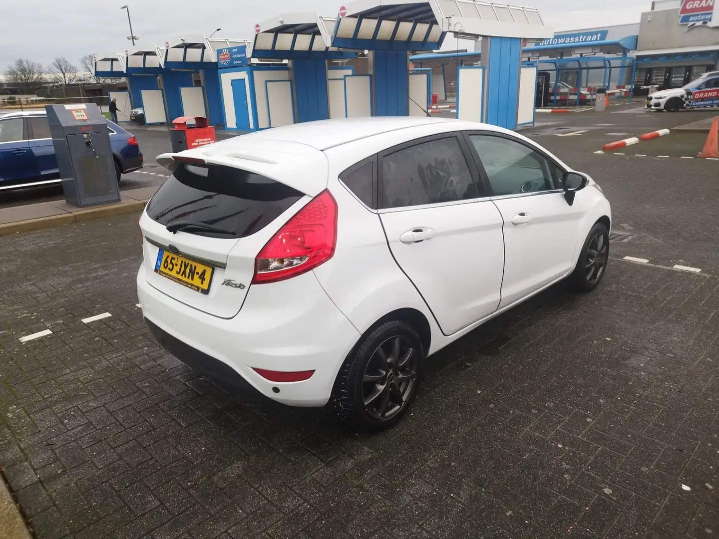 Ford Fiesta 1.25 Titanium Wit - 2