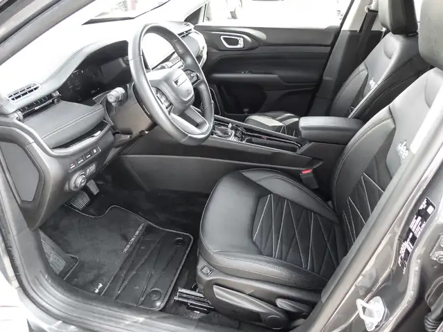 Jeep Compass view 11