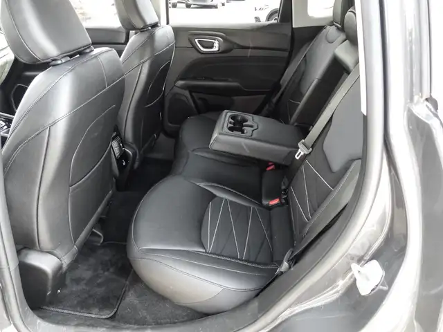 Jeep Compass view 14