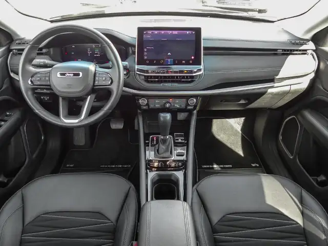 Jeep Compass view 5