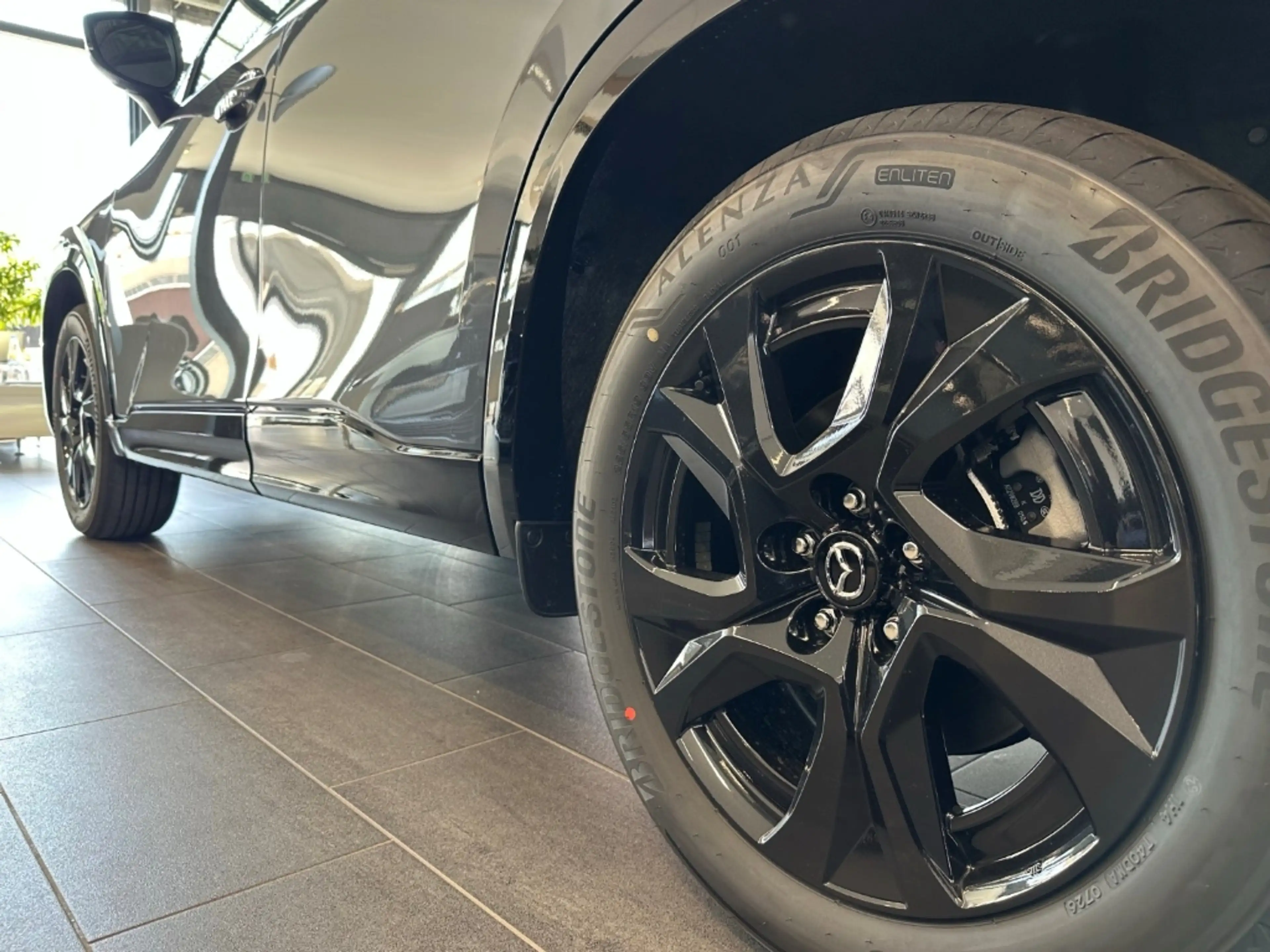 Mazda CX-5 (2026) HOMURA e-Skyactiv-G 141PS FWD PANO BLOP HUD — photo 11