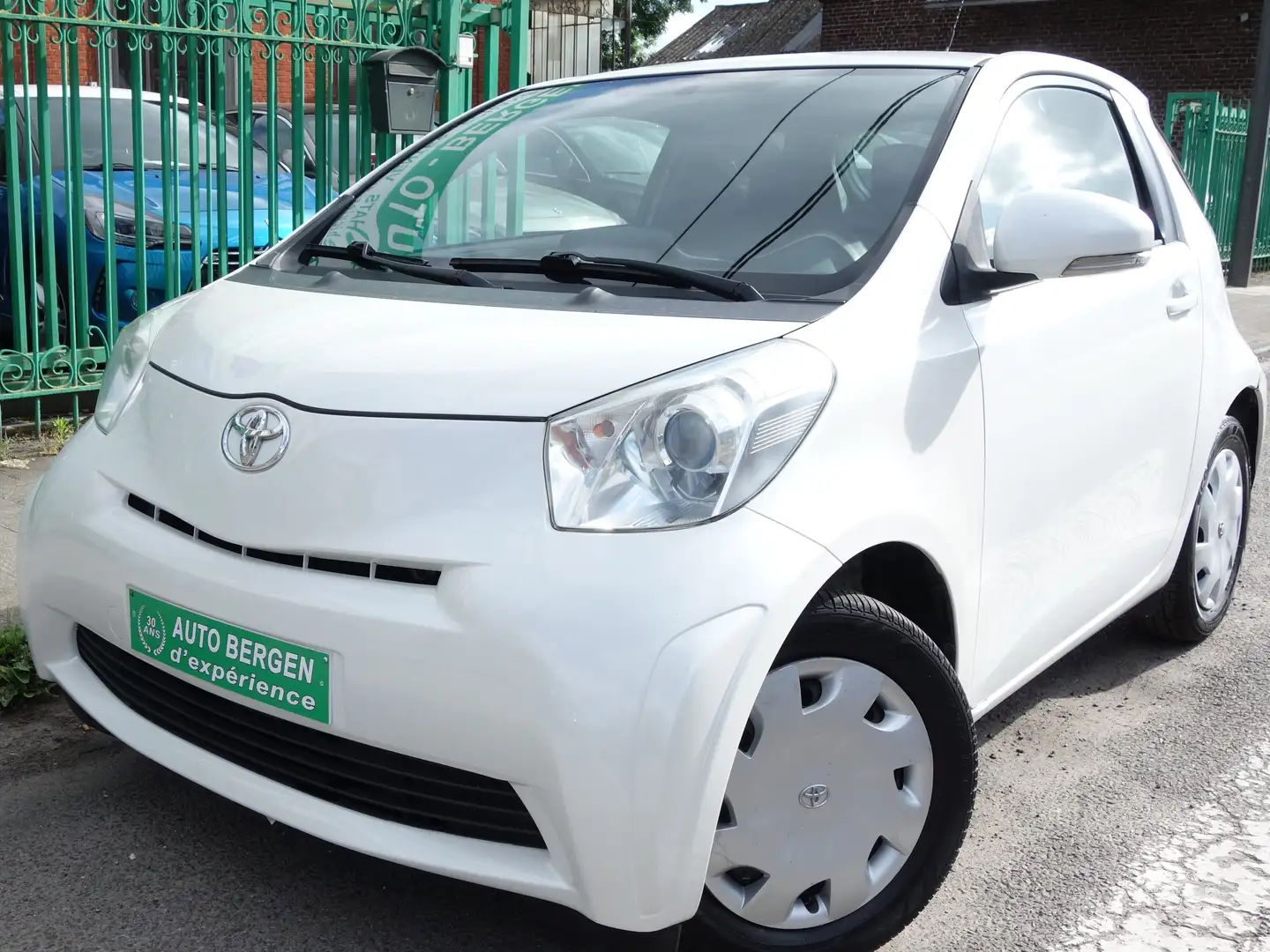 Toyota iQ 1.0i VVT-i Luna**1MAIN**GARANTIE 1AN** Blanco - 1