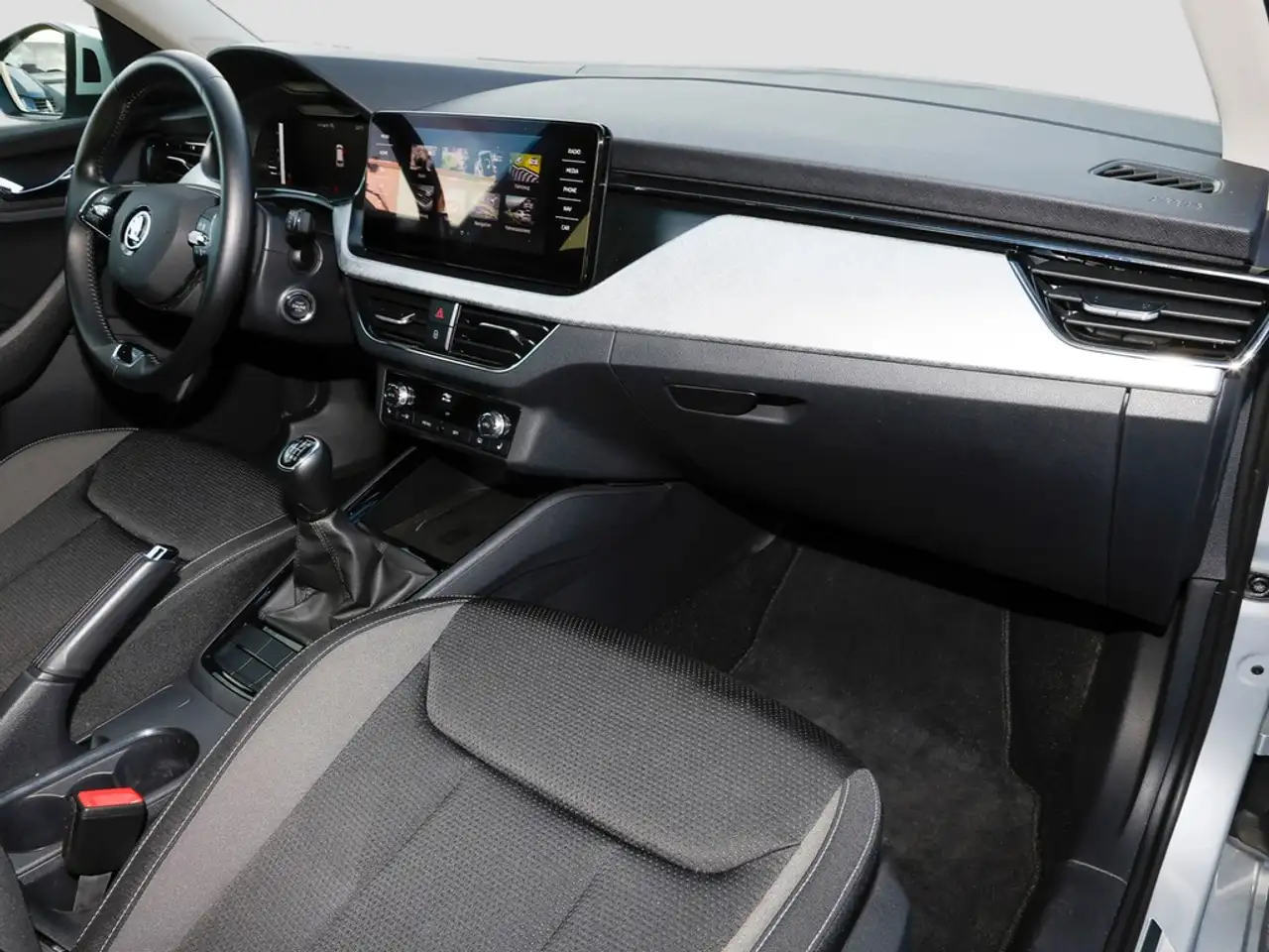 Skoda Kamiq 1.0 TSI Tour Navi Virtual Kamera SitzH, миниатюра 8