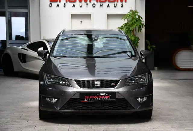 Seat Leon Leon view 5