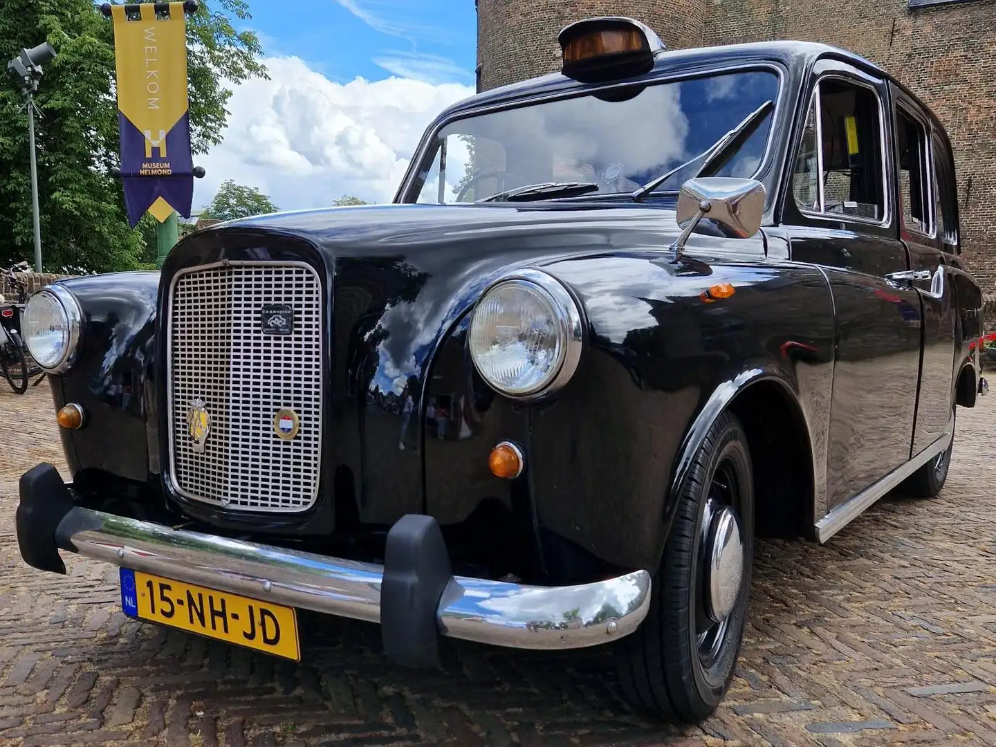 Austin fx4 (engelse taxi/ London Cab) Zwart - 2