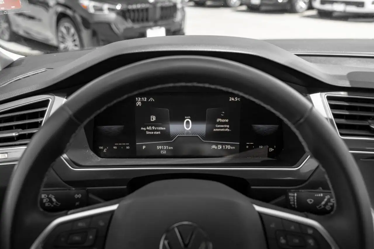 Volkswagen Tiguan снимка Volkswagen Tiguan