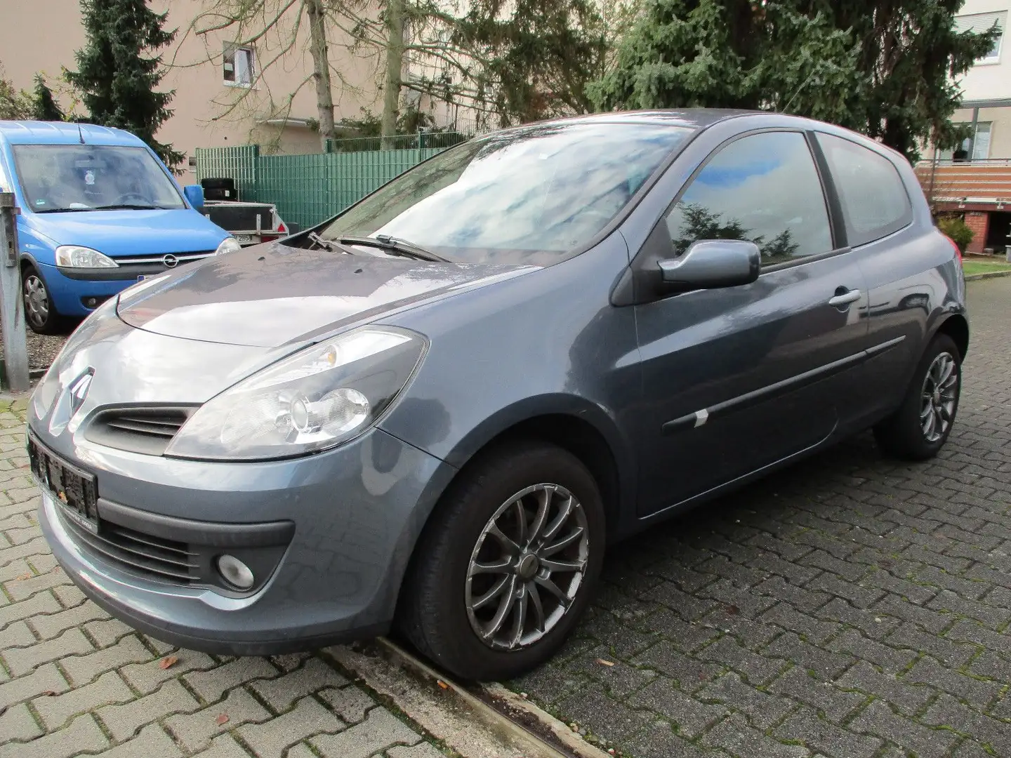 Renault Clio III Edition Dynamique*Klima*Alu* Grau - 2