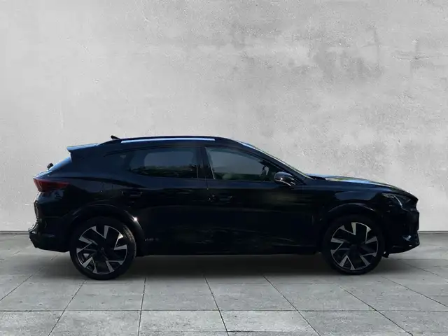 Cupra Formentor view 6