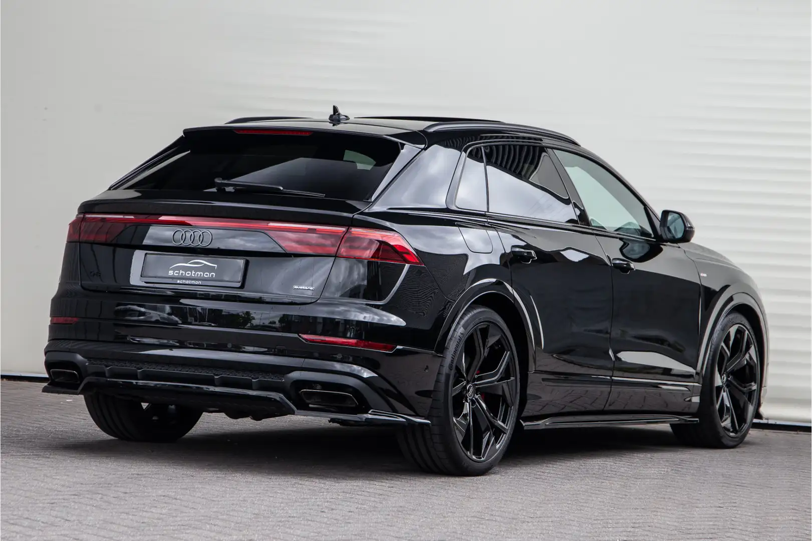 Audi Q8 60 TFSI e quattro Competition Pano, RS stoelen, Ae Nero - 2