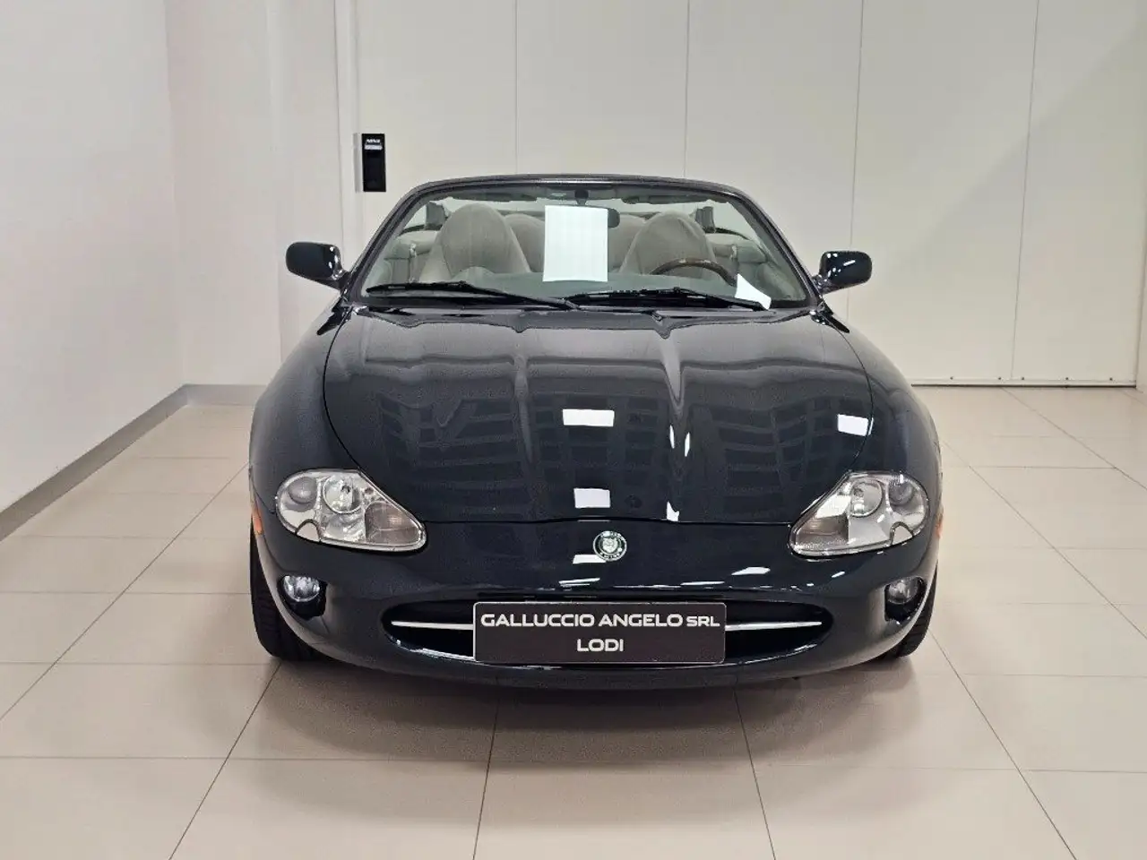 Jaguar XK8 4.0 Convertibile ISCRITTA ASI, foto 2