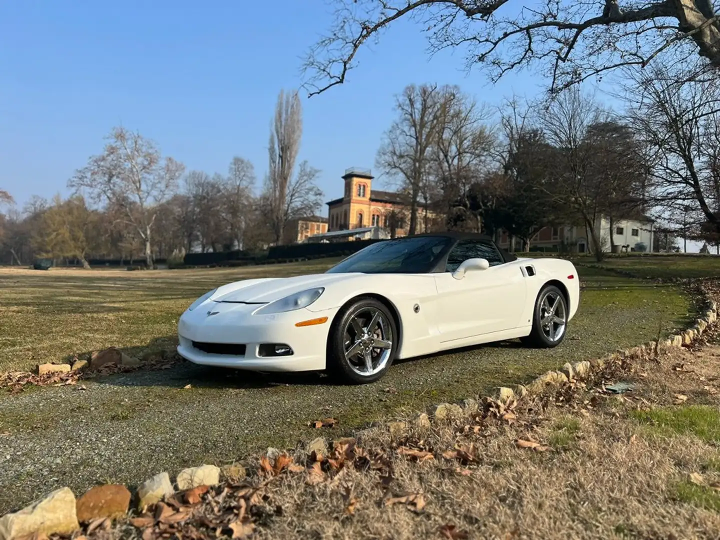 Chevrolet Corvette C6 Convertibile 6.2 cc 437 HP Bianco - 1