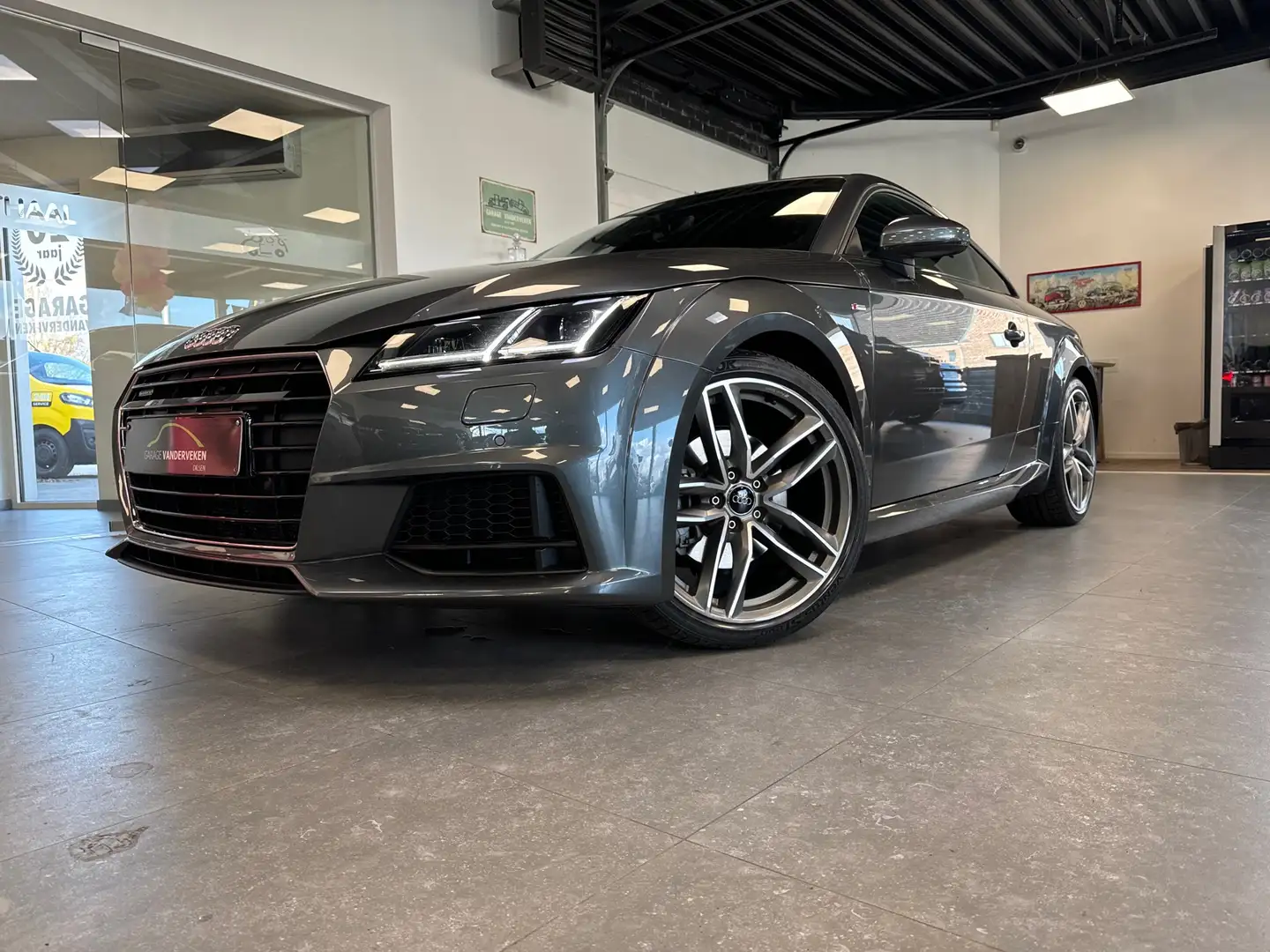 Audi TT Coupé 2.0 TFSI Quattro * S-LINE * S tronic Gris - 1