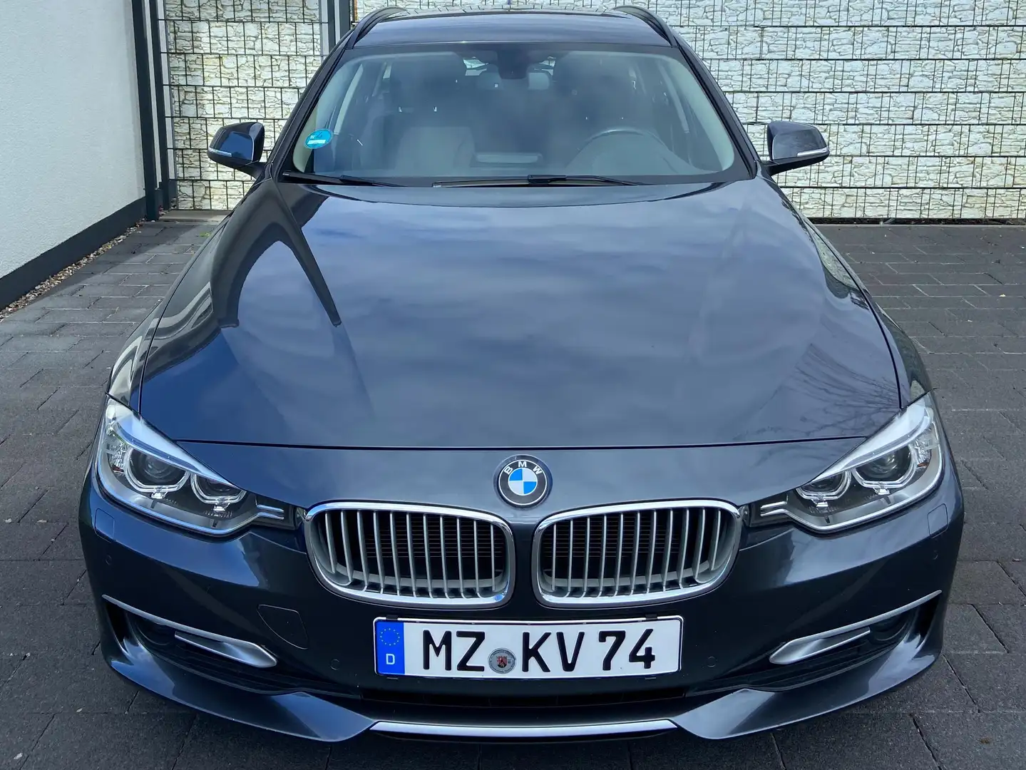 BMW 318 318d Touring Blue Performance Modern Line Grau - 1