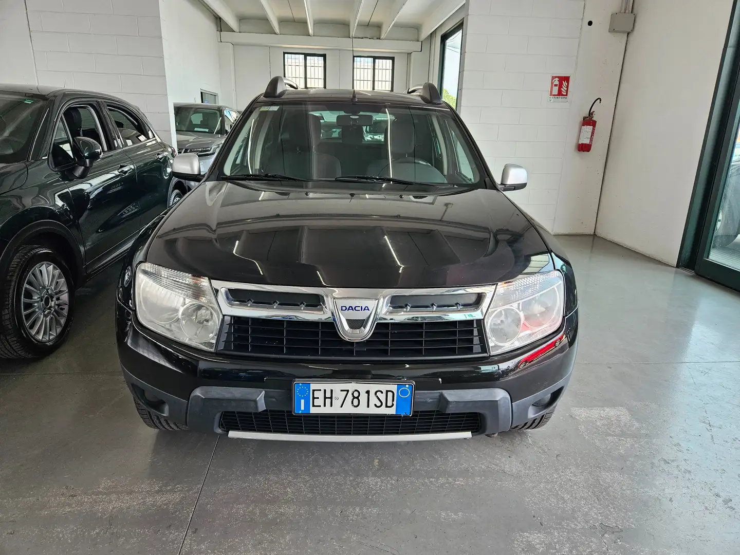 Dacia Duster Duster I 2010 1.5 dci Laureate 4x2 NEOPATENTATI Nero - 2