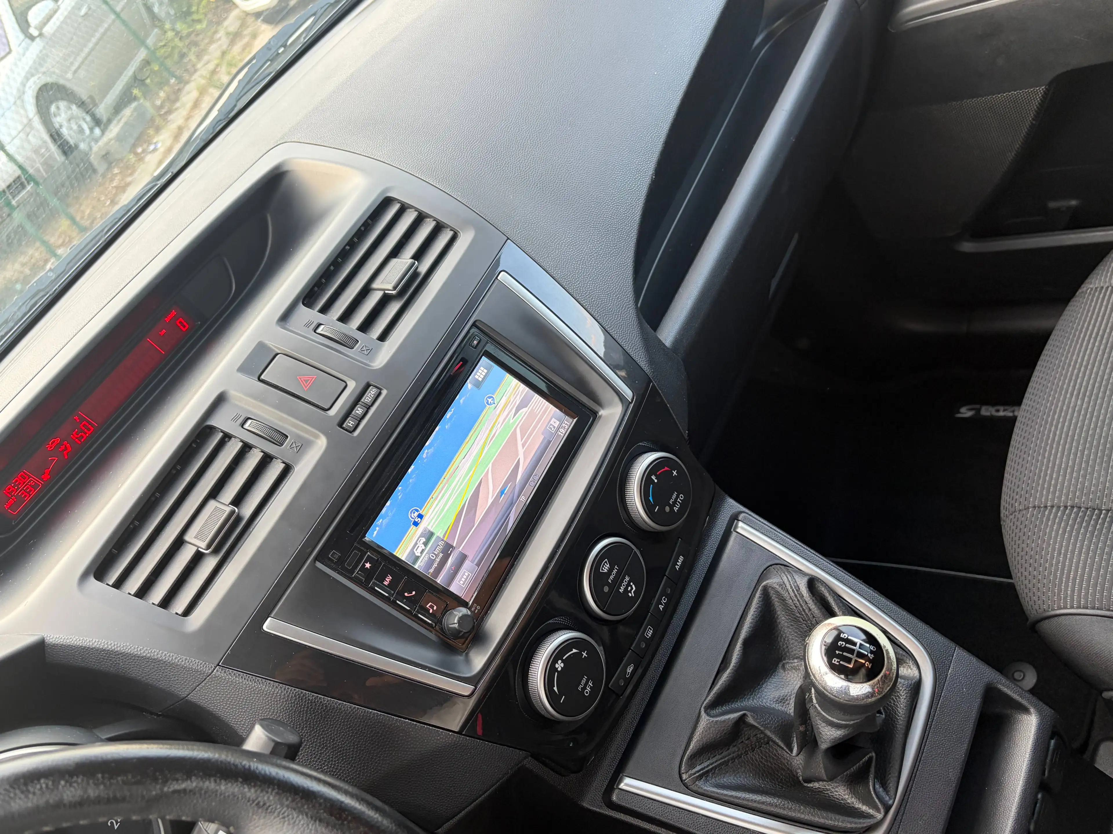 Mazda 5 Sendo*SHZ*Temp.*7.Sitze*Kamera*PDC*Navi*BT*Klimaa. — photo 10