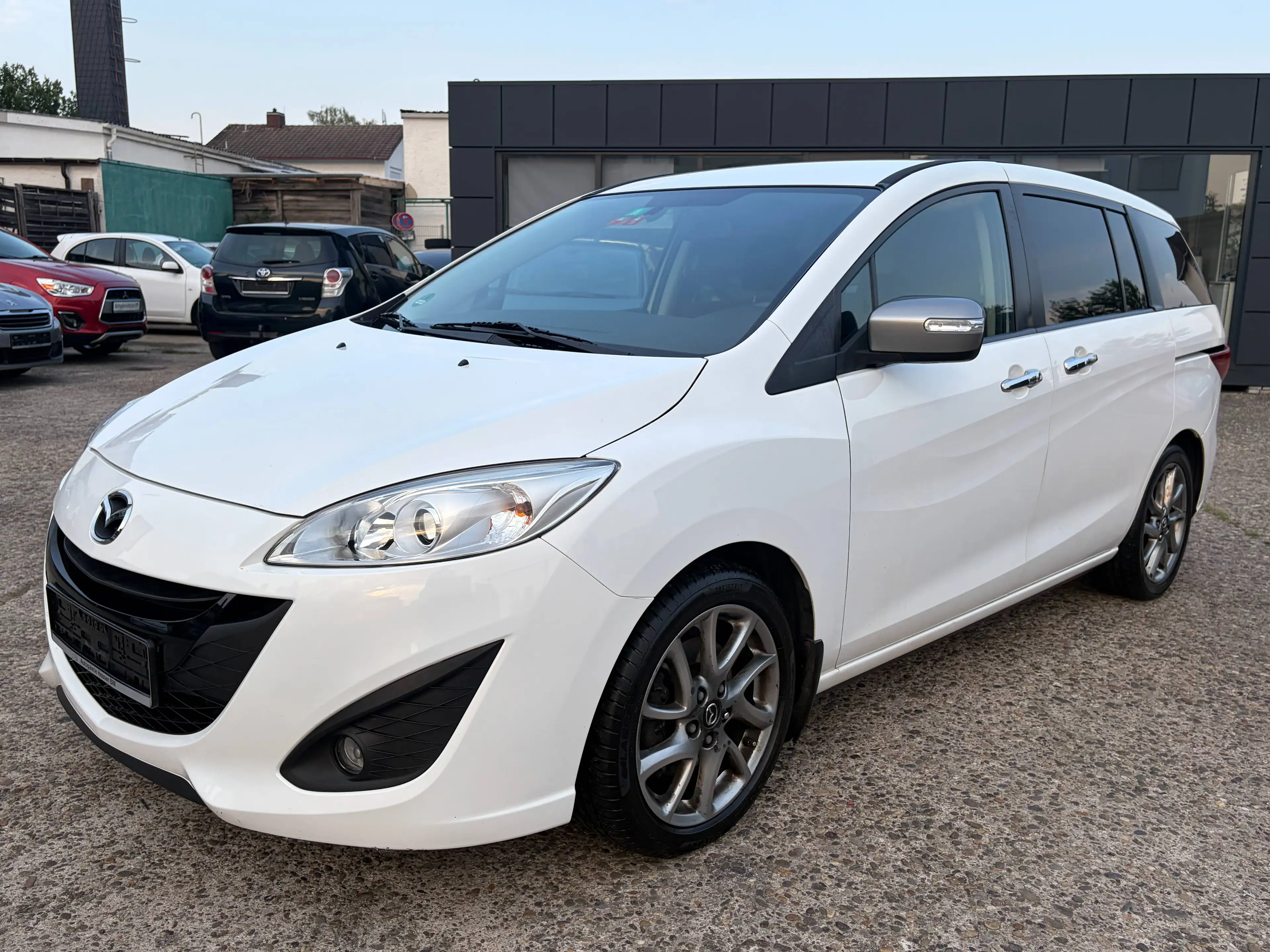 Mazda 5 Sendo*SHZ*Temp.*7.Sitze*Kamera*PDC*Navi*BT*Klimaa. — photo 2