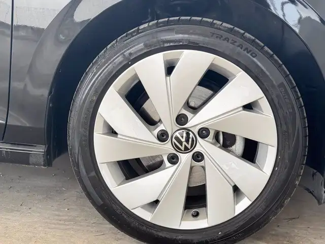 Volkswagen Golf view 15