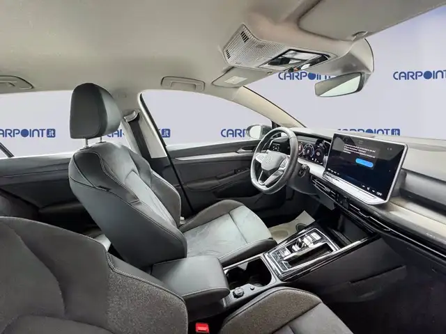 Volkswagen Golf view 7