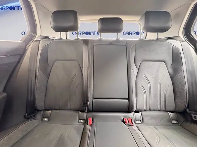 Volkswagen Golf view 10