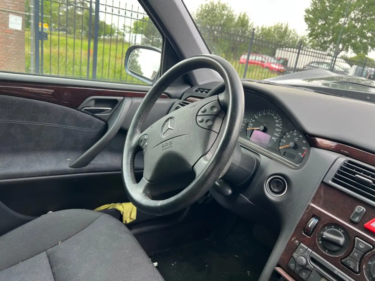 Mercedes-Benz E 240 240 ELEGANCE, foto 7