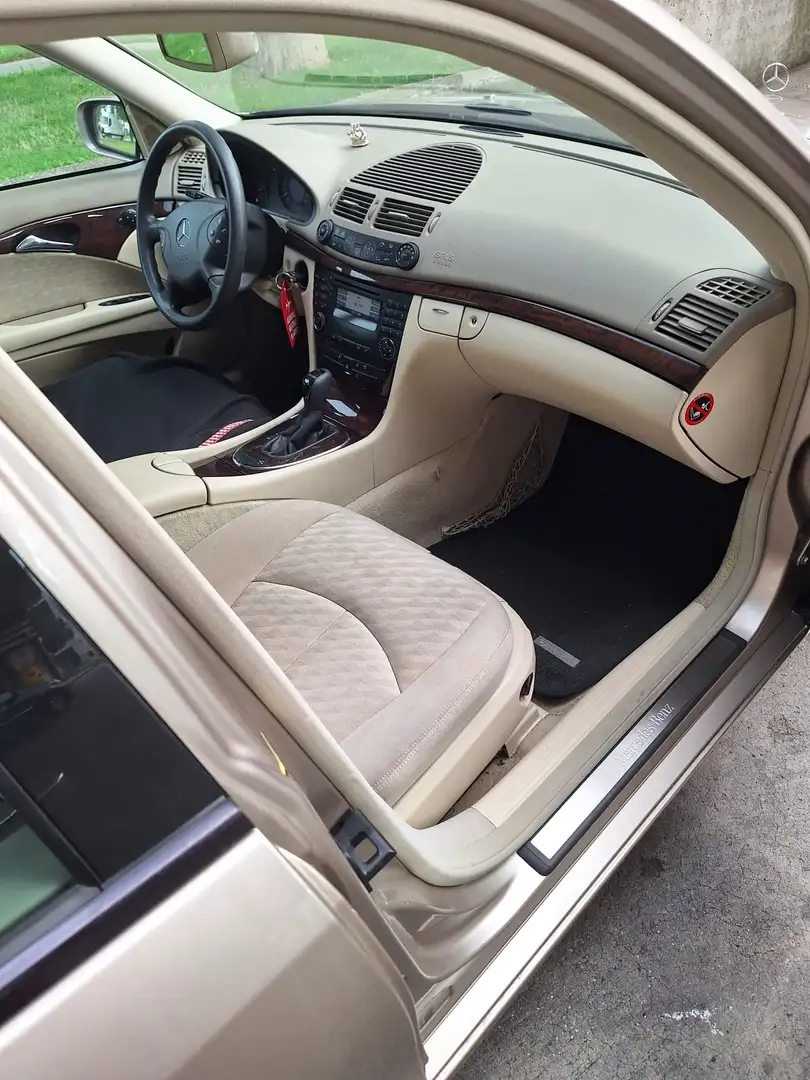 Mercedes-Benz E 220 Classic CDI Sequentronic - 1