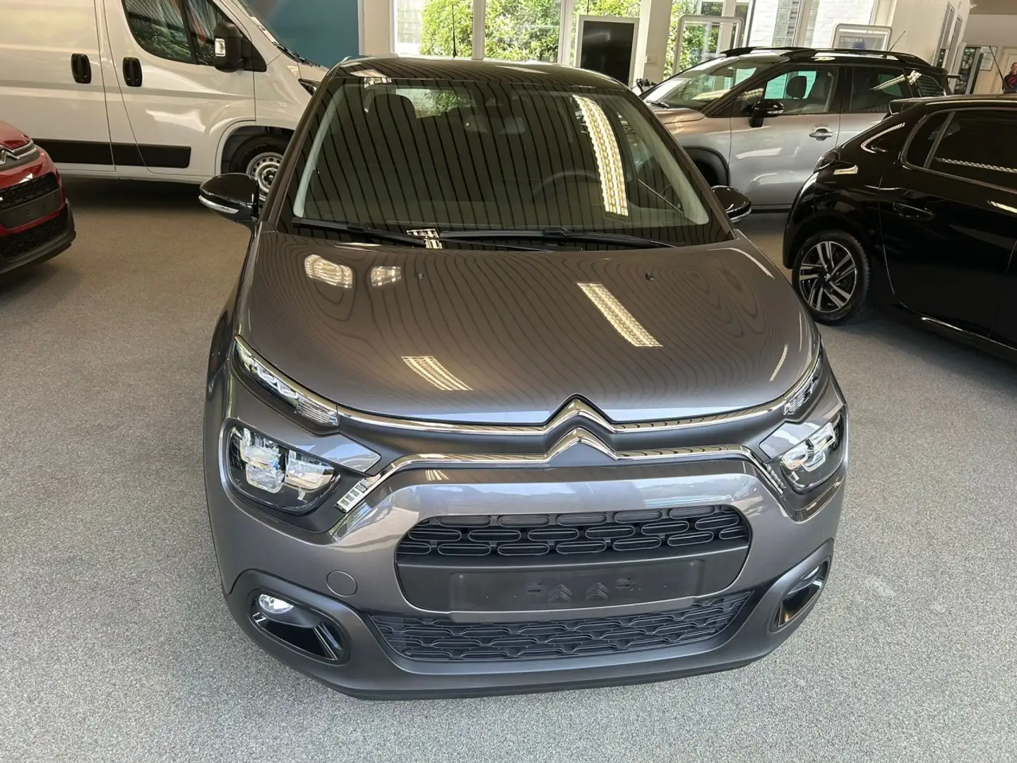 Citroen C3 1.2 Puretech 83PK Shine Gris - 2