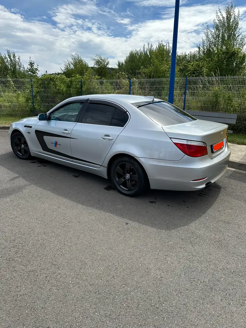 BMW 525 525i - 2