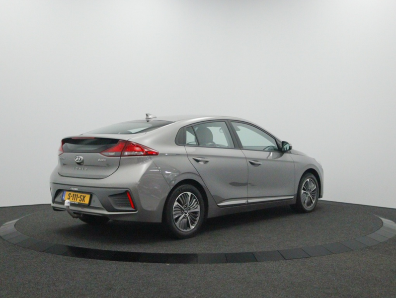 Hyundai IONIQ 1.6 GDi PHEV Comfort | Carplay navigatie | Camera — photo 2