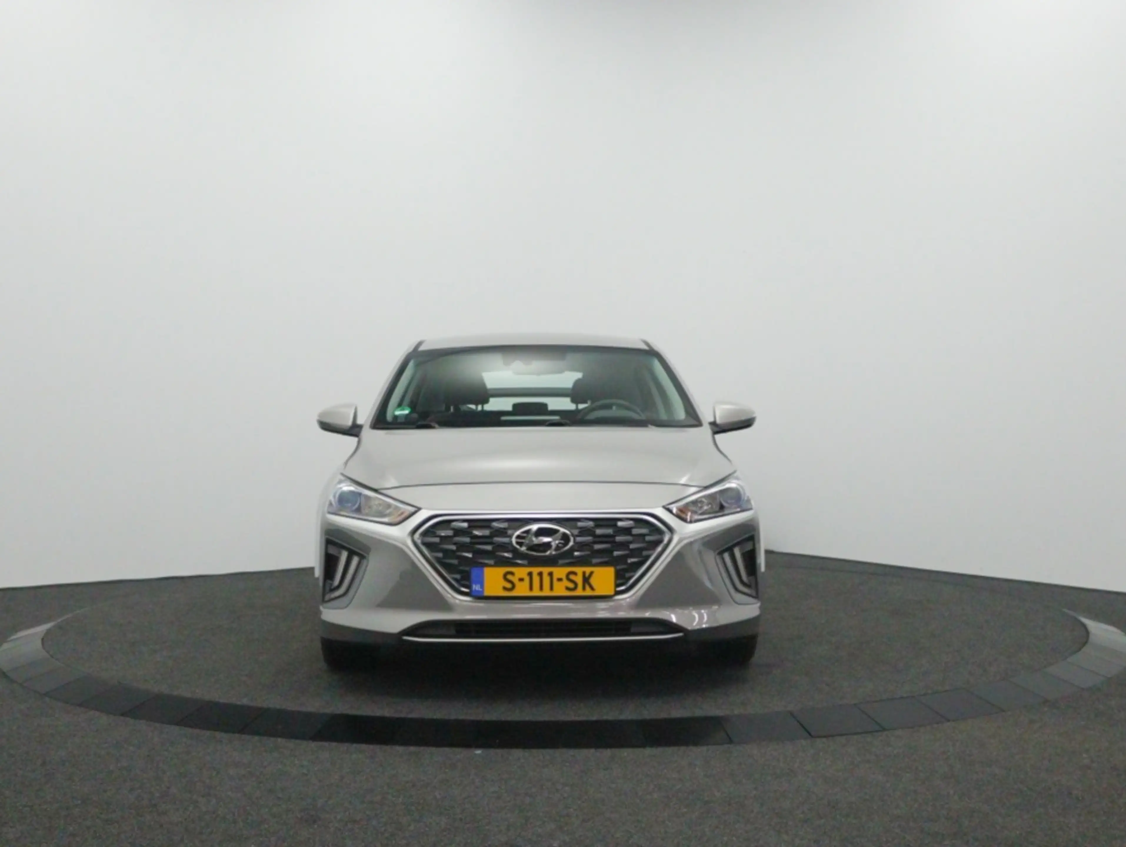 Hyundai IONIQ 1.6 GDi PHEV Comfort | Carplay navigatie | Camera — photo 14