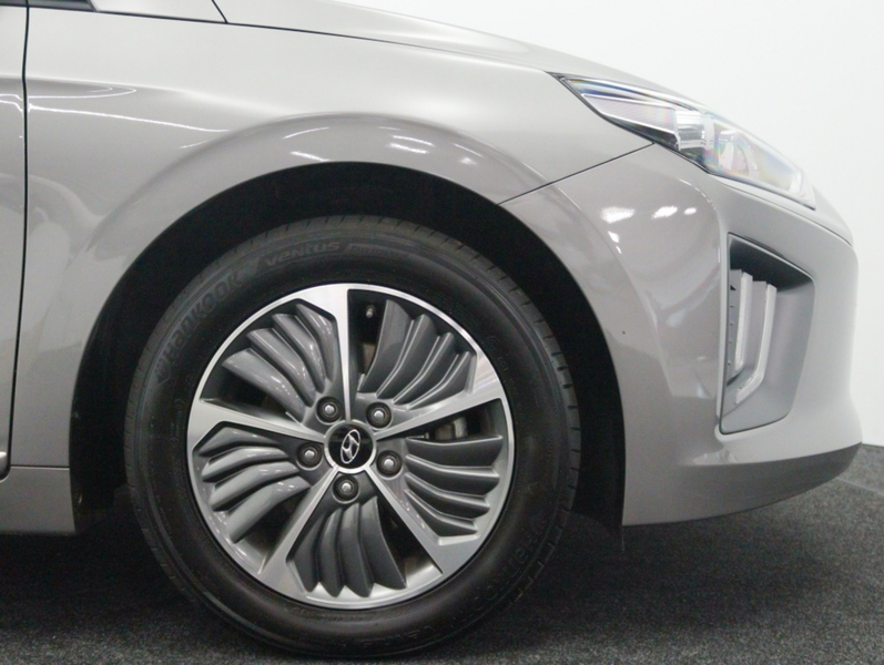 Hyundai IONIQ 1.6 GDi PHEV Comfort | Carplay navigatie | Camera — photo 12