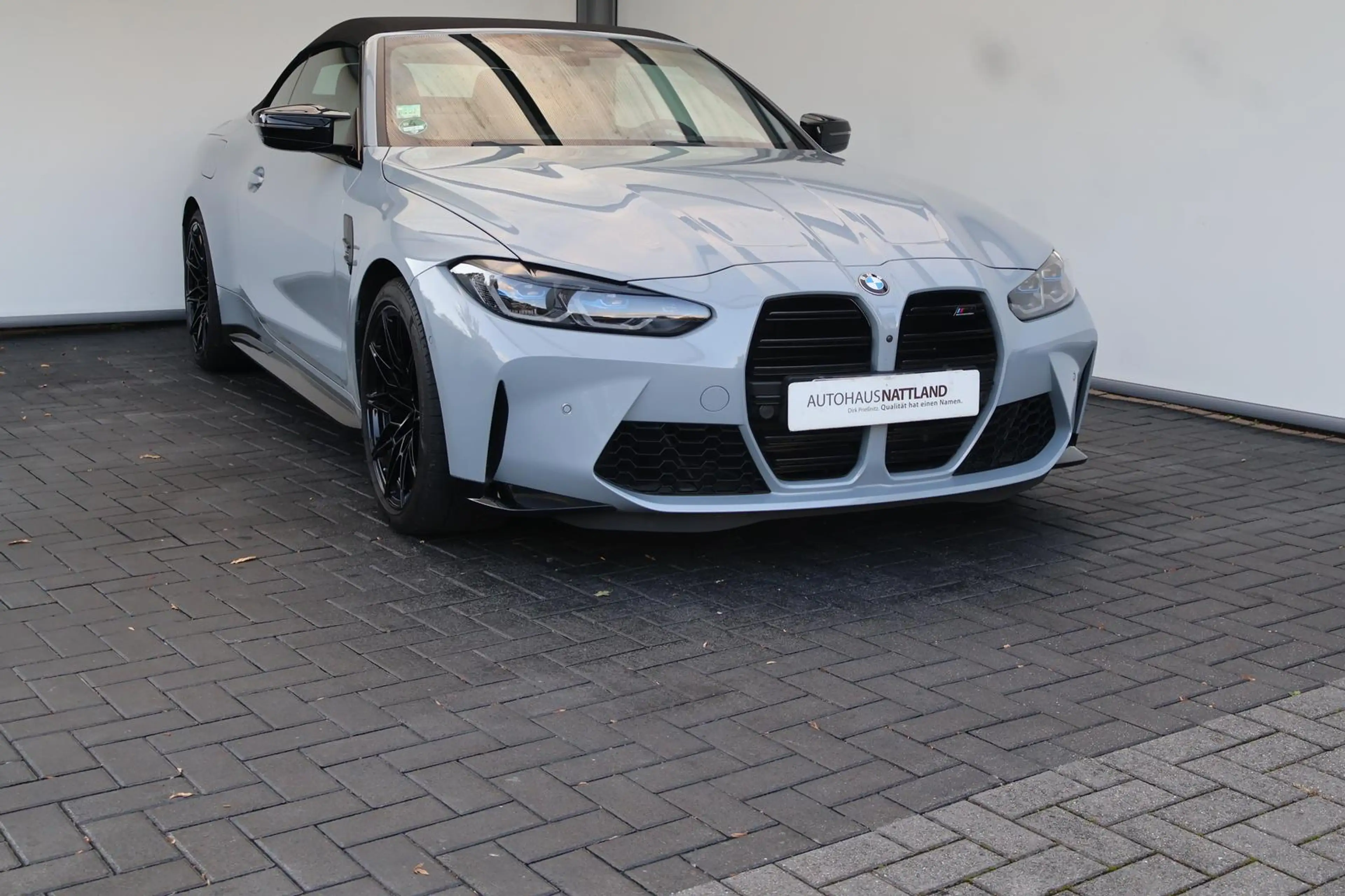 BMW M4 Cabrio xDrive Competition 360° HuD SB Laser — photo 2