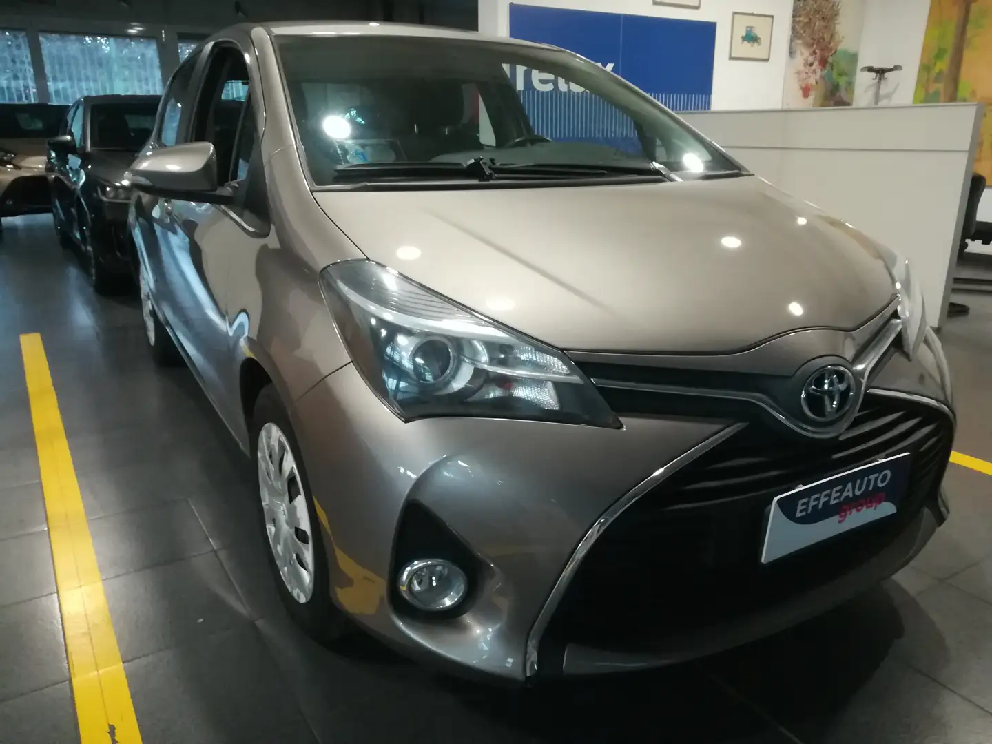 Toyota Yaris III Serie 2015 3p 1.0 Active Grigio - 2