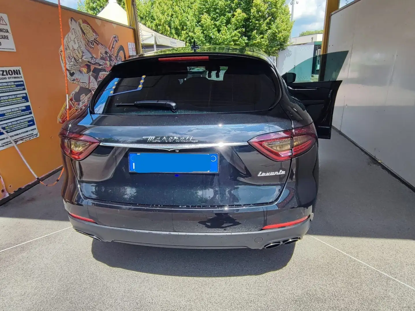 Maserati Levante 3.0 AWD Black - 1