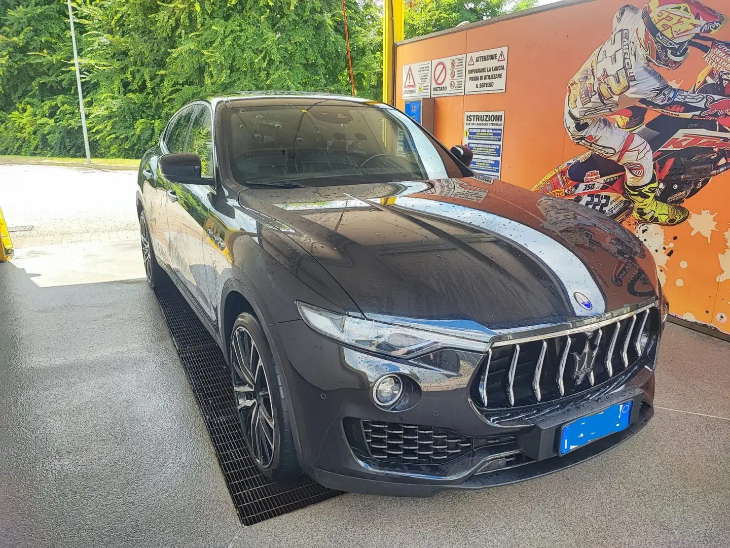Maserati Levante 3.0 AWD Nero - 1