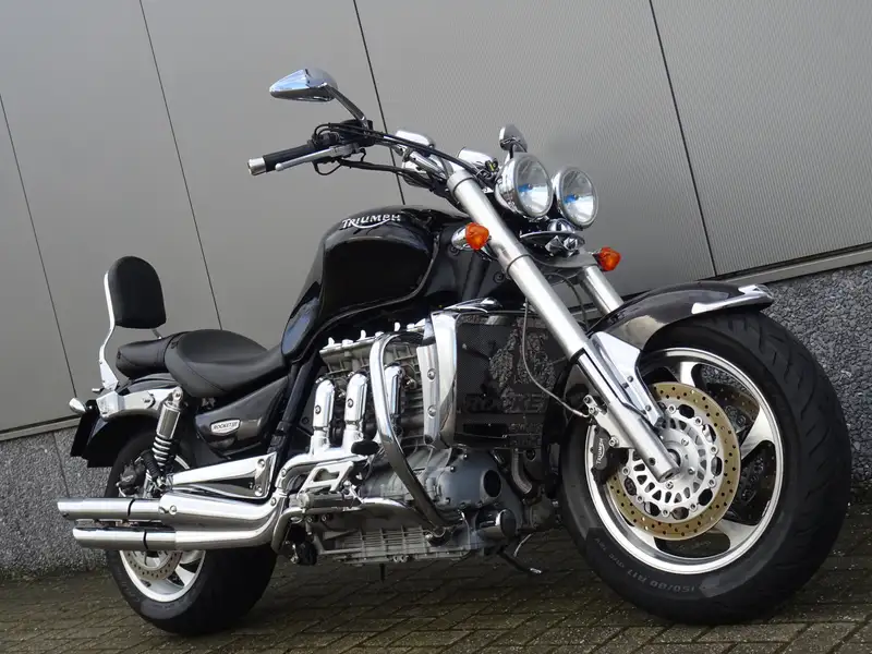 Triumph ROCKET 3 - foto 2