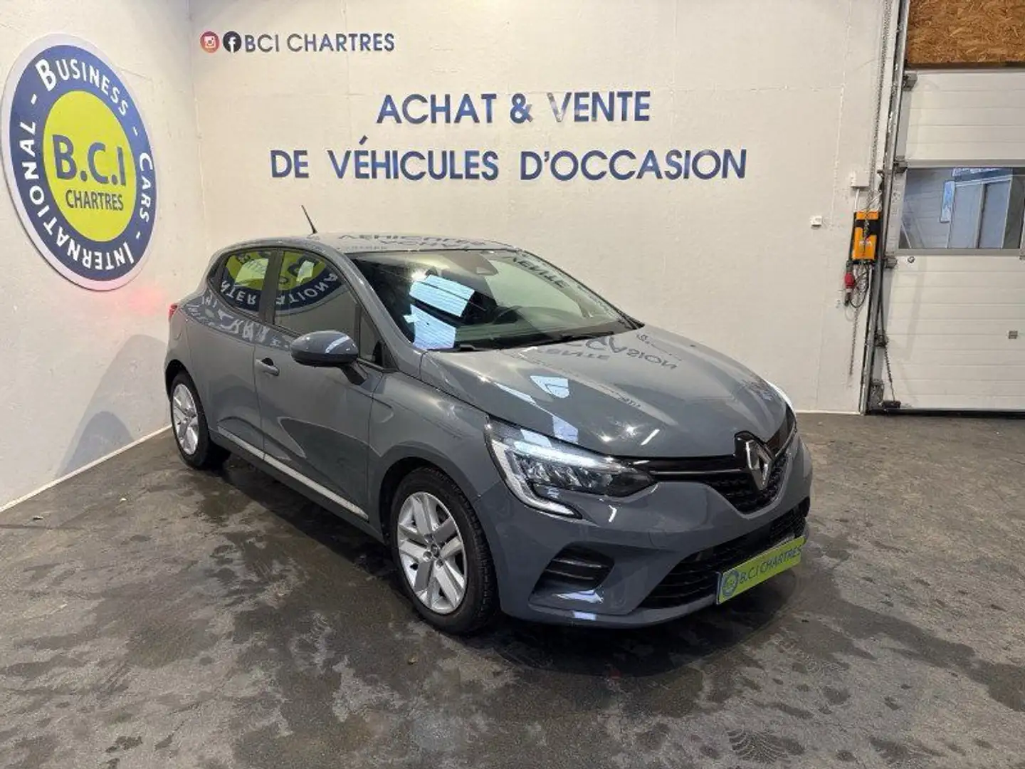 Renault Clio V 1.5 BLUE DCI 85CH BUSINESS Grau - 2