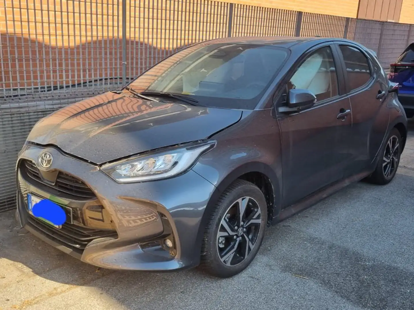 Toyota Yaris Yaris IV 2020 1.5h Trend Grigio - 1