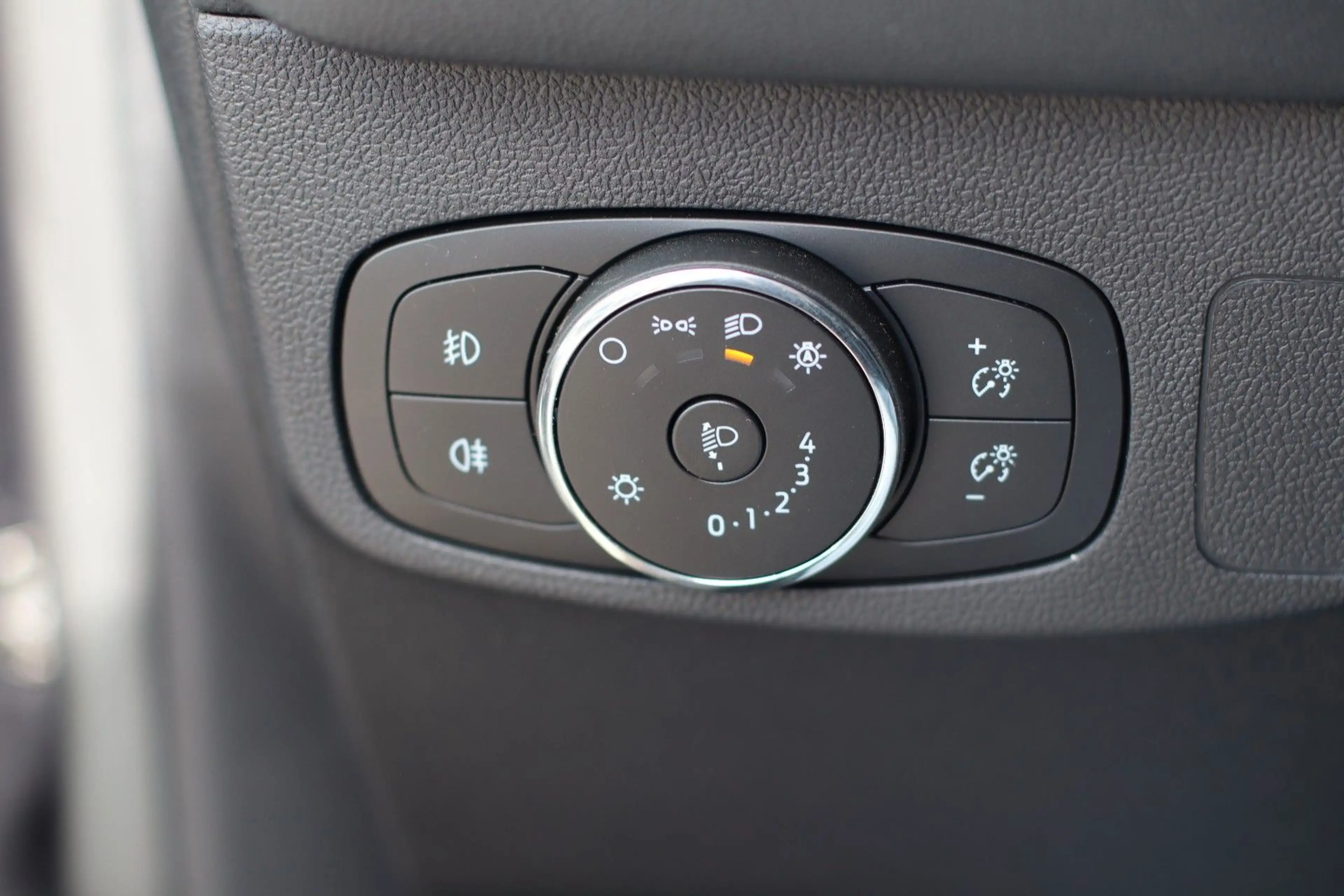 Ford Focus Turnier Titanium — photo 13
