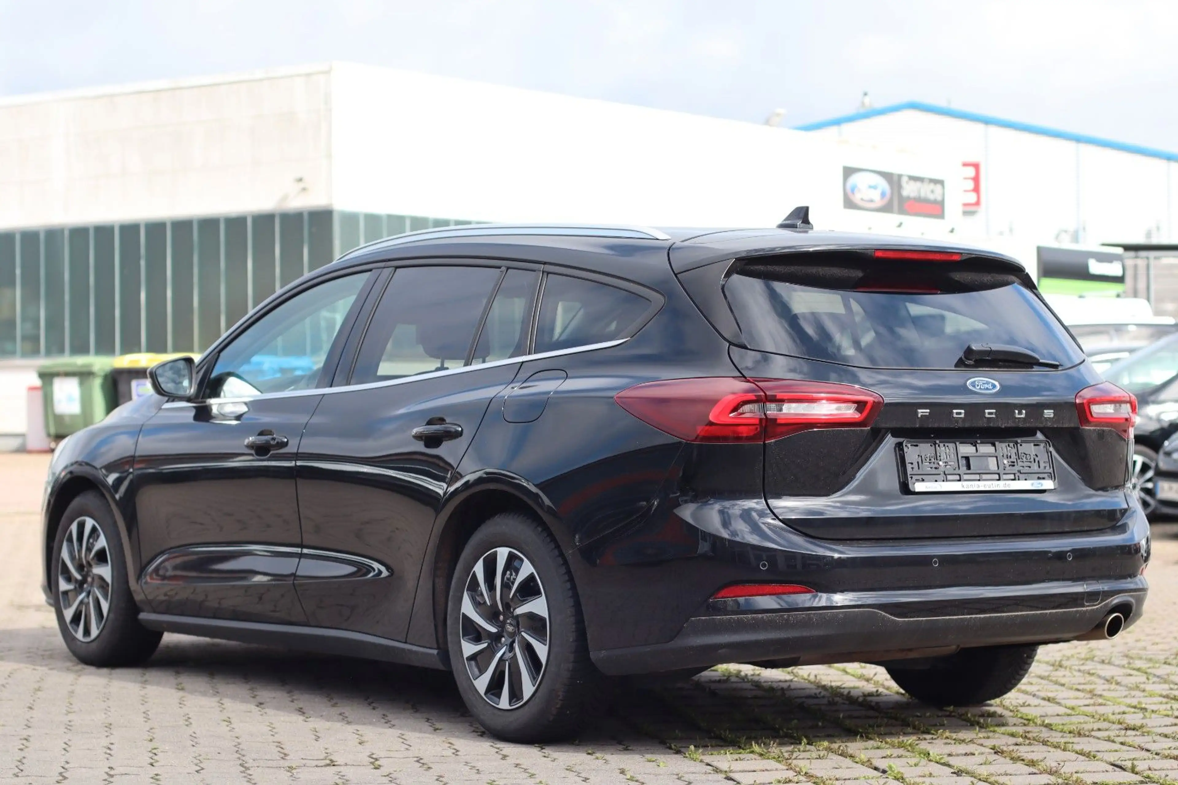 Ford Focus Turnier Titanium — photo 4