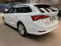 Skoda Octavia Combi 2.0 TDI Ambition DSG PDC LED NAVI Weiß - thumbnail 9