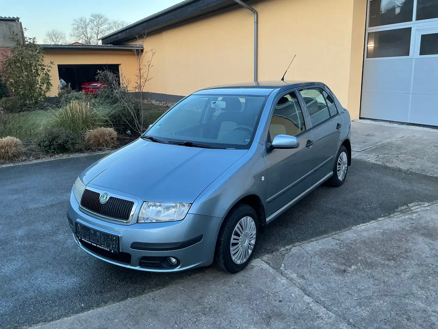 Skoda Fabia Fabia Fließheck 1.4 16V Cool Edition Blau - 1