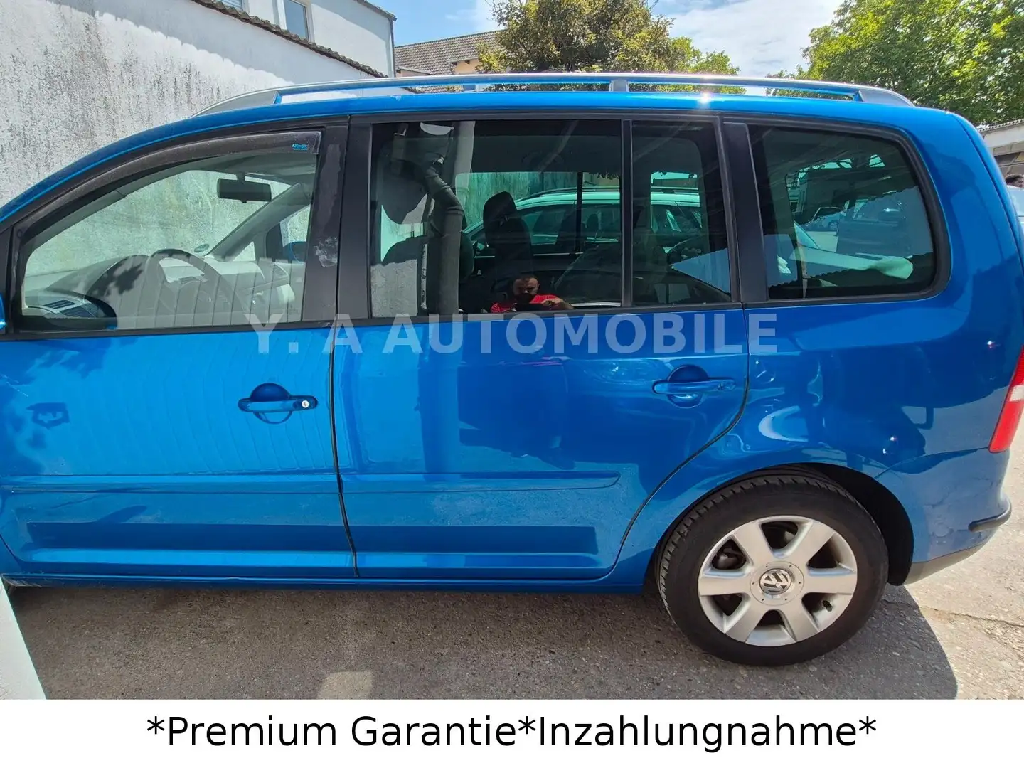 Volkswagen Touran Highline 2.0 Tdi*Automatik*SHZ*Klimaaut. Blauw - 2