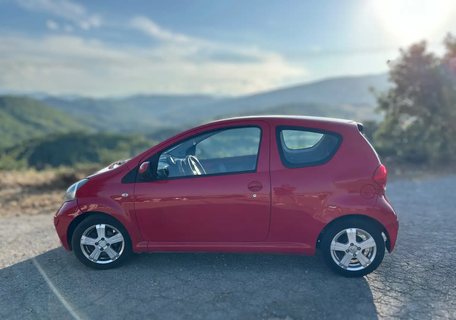 Toyota Aygo Aygo I 2005 3p 1.0 Rosso - 2